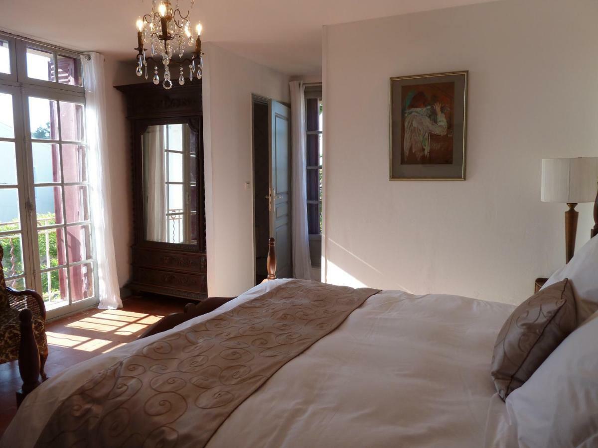 Bed and Breakfast Maison Butterfly Puissalicon Exterior foto