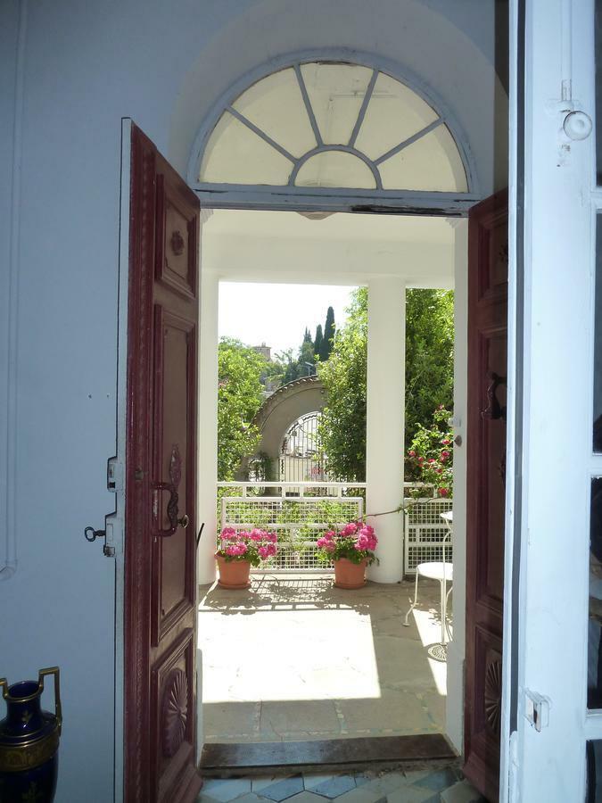 Bed and Breakfast Maison Butterfly Puissalicon Exterior foto