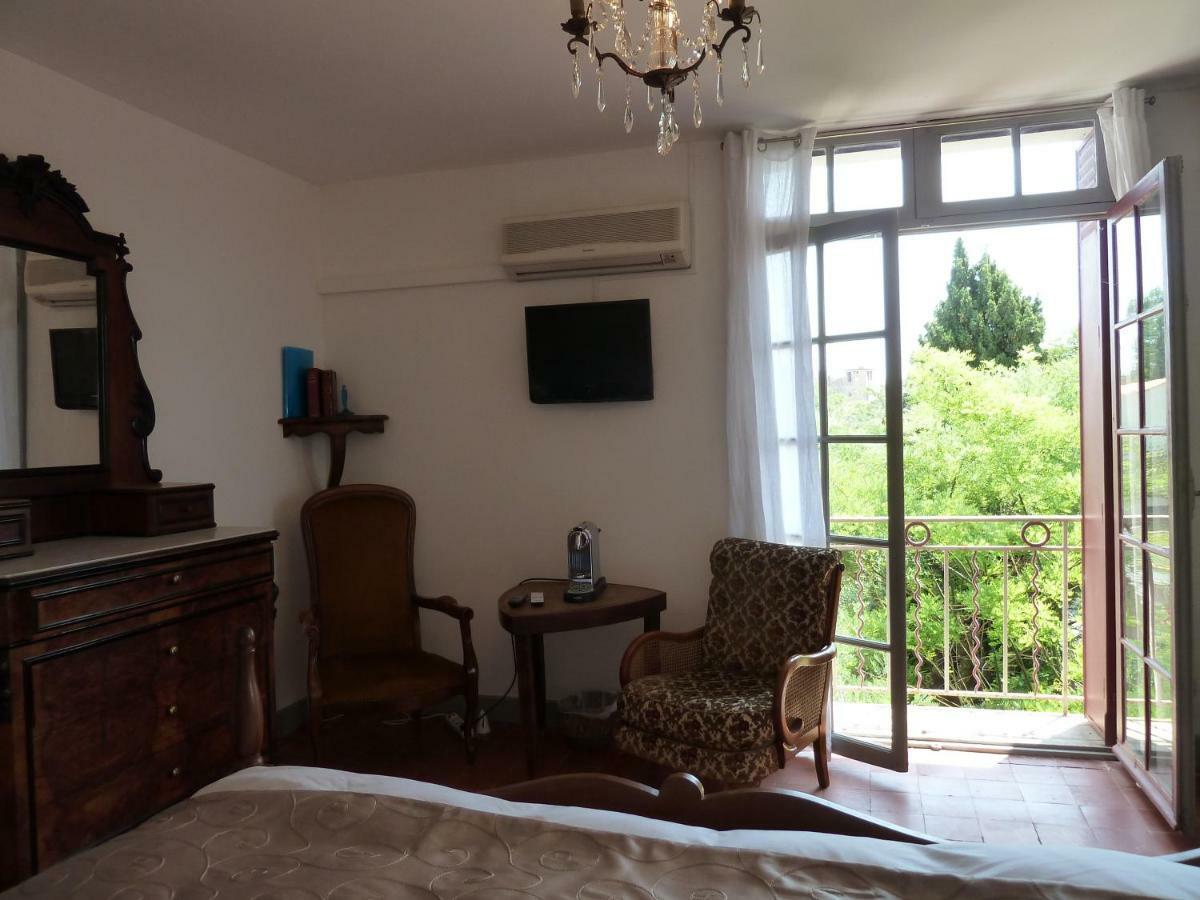 Bed and Breakfast Maison Butterfly Puissalicon Exterior foto